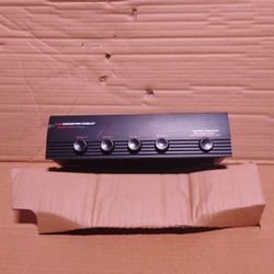 Monster Cable Speaker Selector  4 Ways