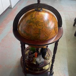 globe drinks bar