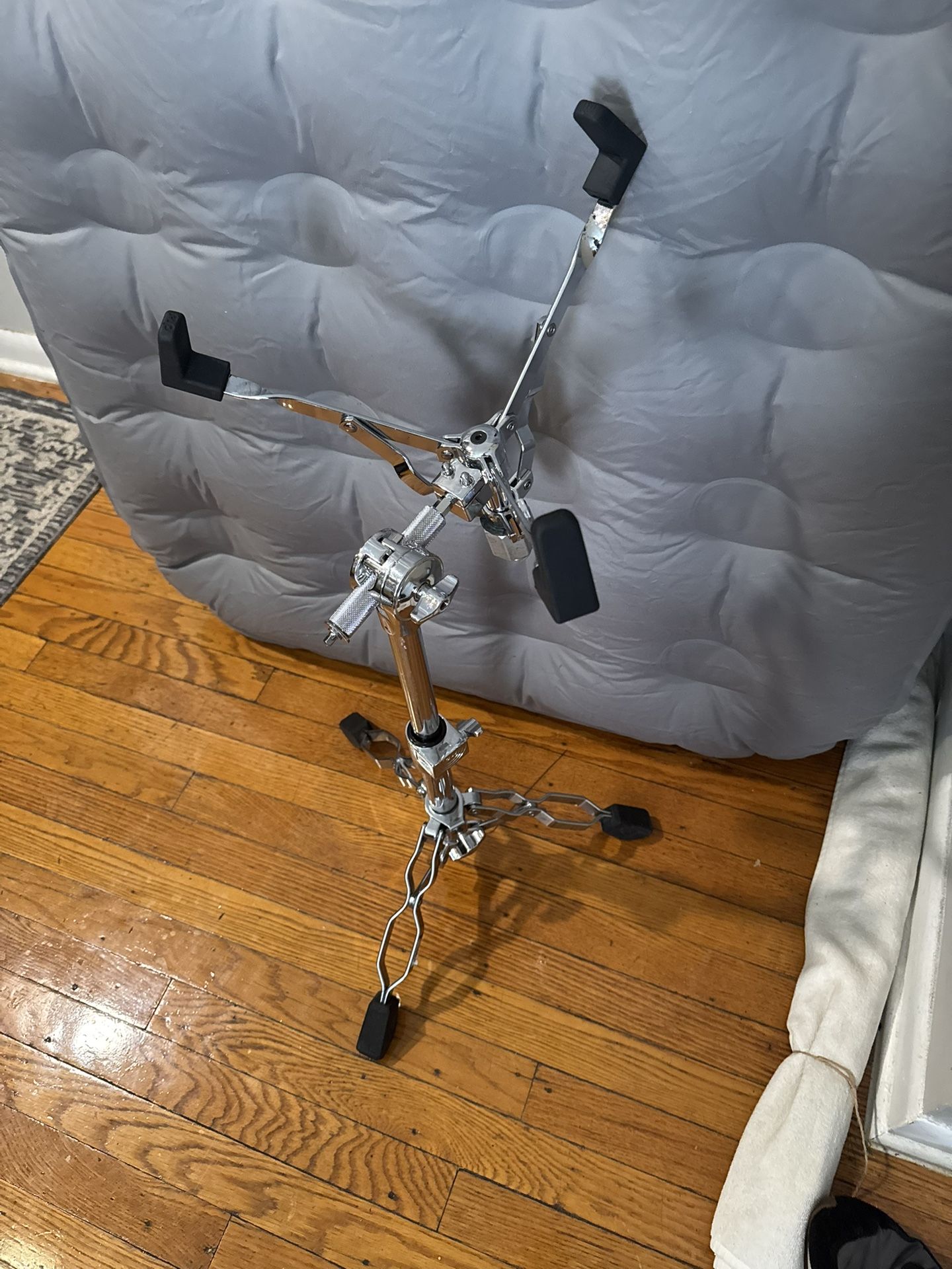 DW DWCP5(contact info removed) Series Snare Stand - Double Braced