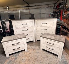 2 dressers + 2 night stands