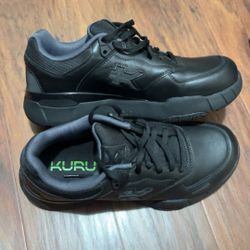 Men’s 9.5 Wide, Kuru Kinetic 2.0.’s