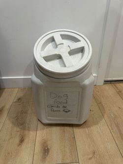 Pet Food Storage Container 60lb
