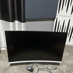 27” Curved Monitor
