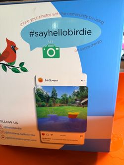 SAY HELlO BIRDIE SOlAR BIRD BATH