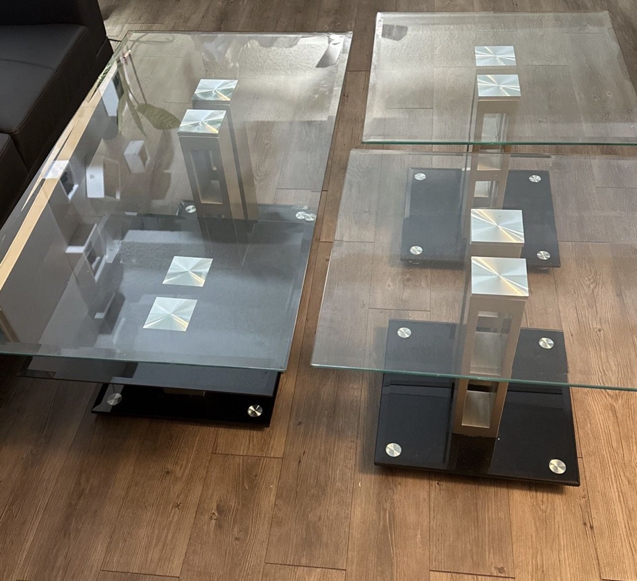 Moderne Glass Coffee Table Set