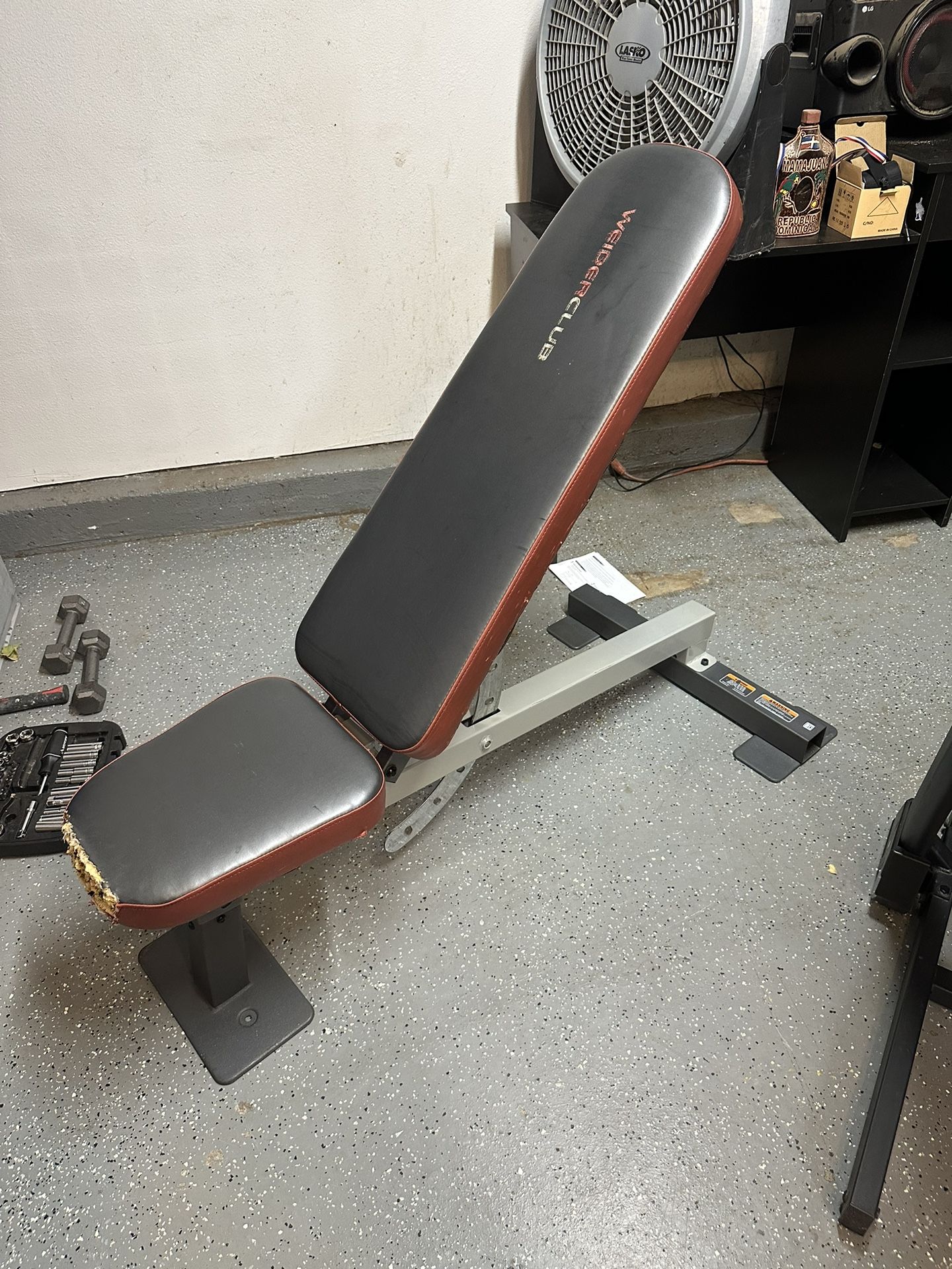 Free Weight Bench