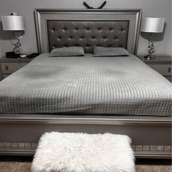 BEAUTIFUL SILVER Calefornia KING SIZE BED (Mattress Not Included) AND CHEST