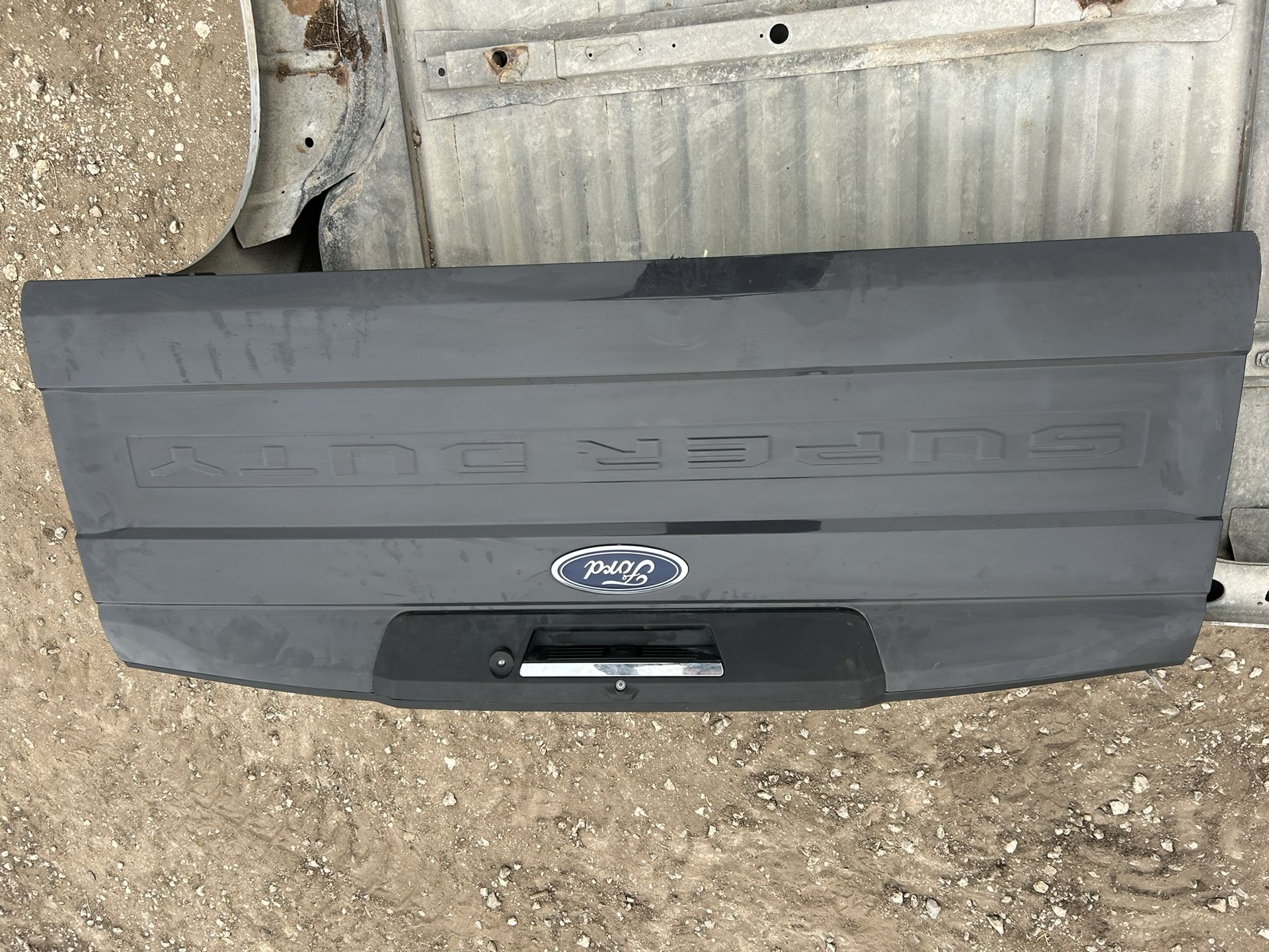 2020-2022 Ford Súper Duty Tailgate OEM W/step