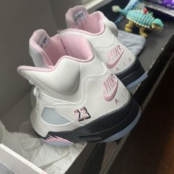 Soft Pink Jordan 5’s 