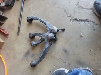 07 To 14 Silverado Upper Control Arms 