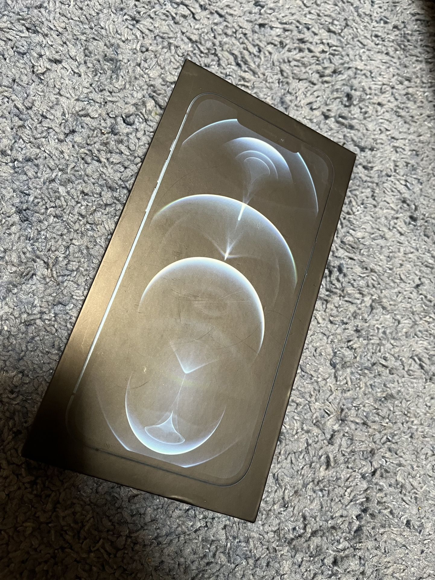 iPhone 12 Max (BOX ONLY)