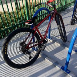 RED OW BOMMA(READ CAPTION)