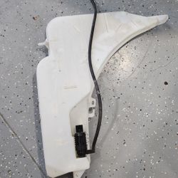 2016+ Camaro Windshield Washer Fluid Reservoir 