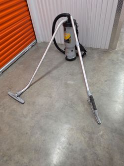 Backpack vacum