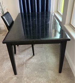 Free pickup marble table 5’X3’ good condition