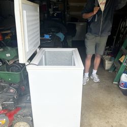 Small Deep Freezer For Sale