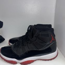 Jordan 11 (bred)