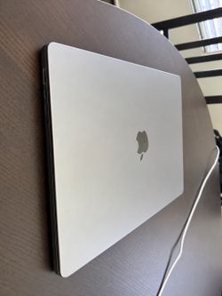 2021 16-inch MacBook Pro M1 Pro 16GB 1TB