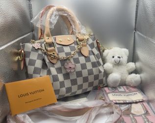 Handbag bundle