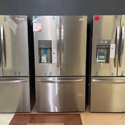New Frigidaire Gallery Bottom Freezer Refrigerator With Dual Ice Maker‼️‼️