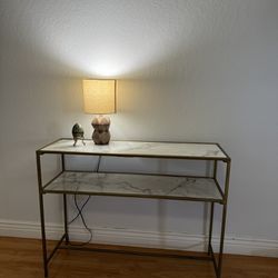 Table for tv 