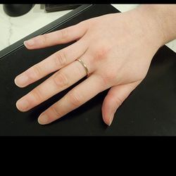 14K White Gold Ring / 2mm Wedding Band - Size 8