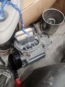 Holley Carbureator