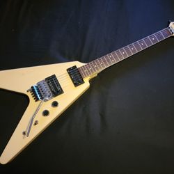 80's Fernandes "The Function" BSV-70 Flying V