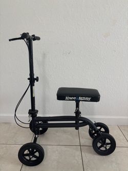Knee Rover scooter