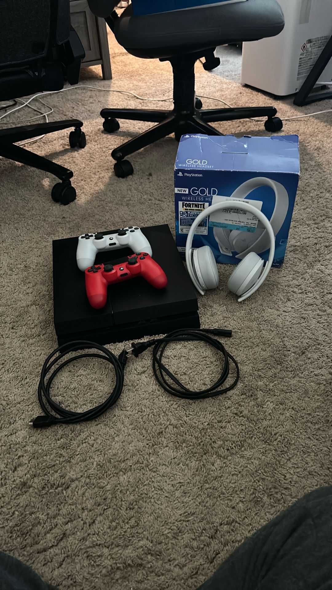 PS4 Slim and Wireless Headset