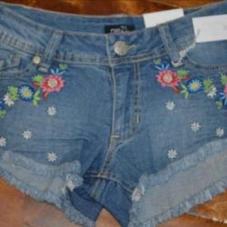 Flower denim shorts Rue 21 with tags