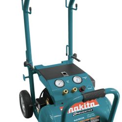 MAKITA COMPRESSOR NEW 