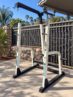 Squat Rack with Cable Pulley System