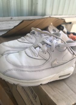 Toddler Nike’s size 10c