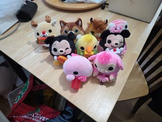 Assorted snackles