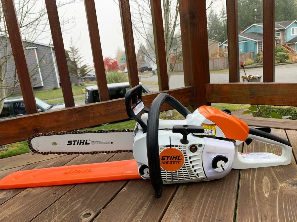 STIHL MS 201 PROFESIONAL CHAINSAW 14” WITH BAR COVER, GOOD LIKE NEW