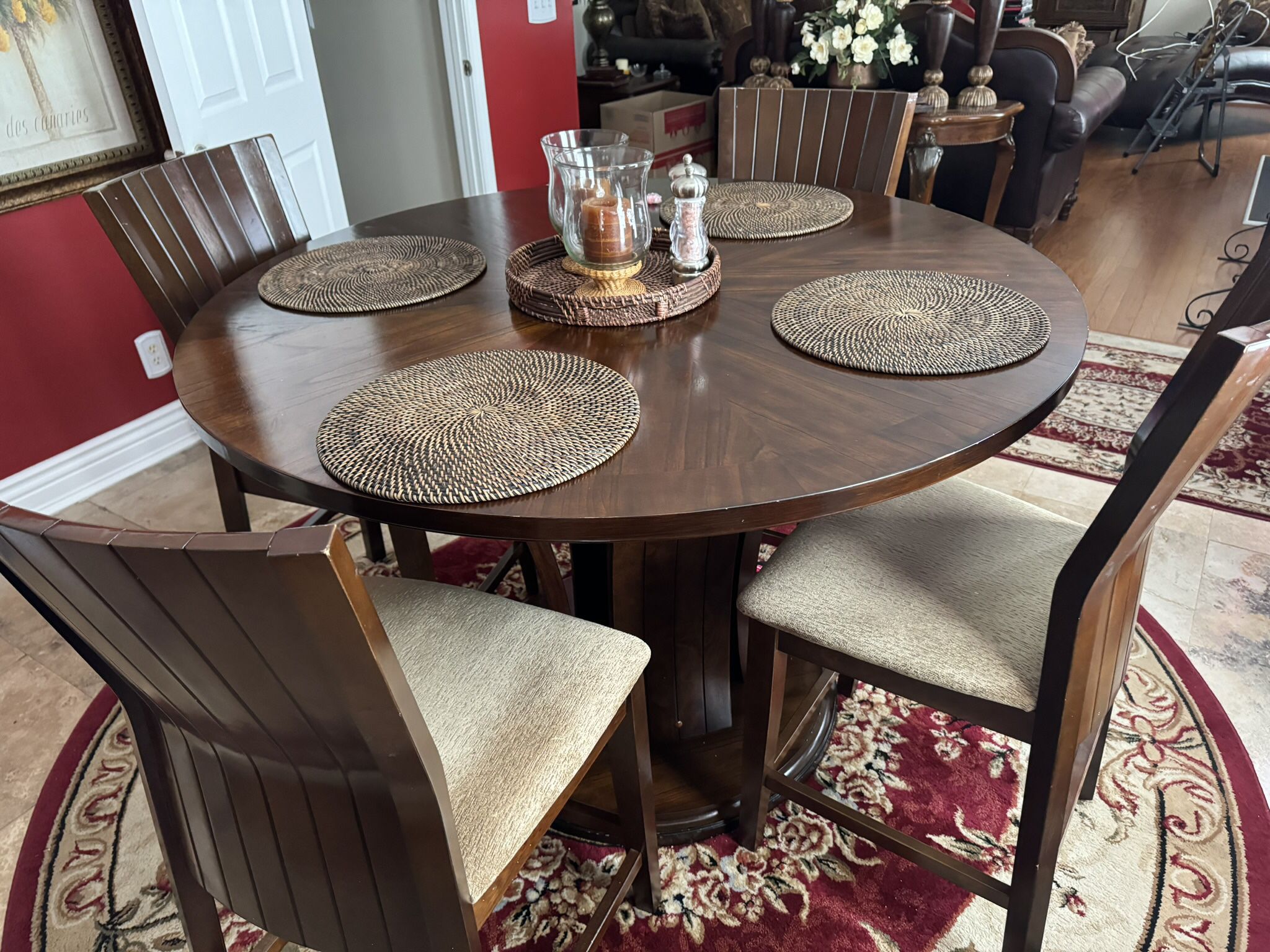 Table and 4 High Chairs