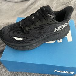 Hoka Clifton 9 GTX, Size 6
