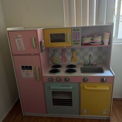 Kids Kitchen