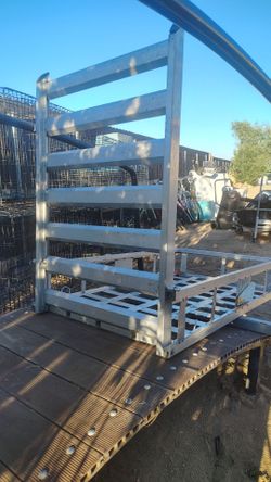 Porta carga de aluminio capacitada para cargar 500 libras