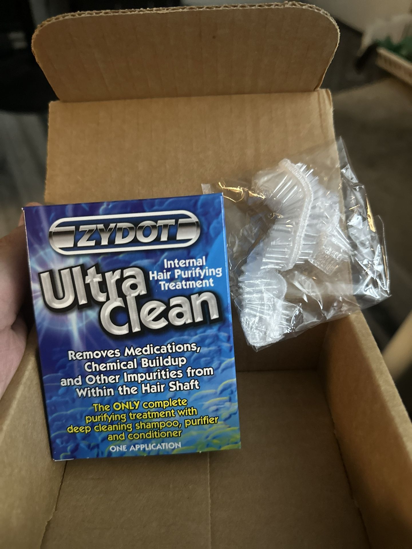 ZYDOT ULTRA CLEAN - Internal Hair Purifying Treatment with Aloe Vera.