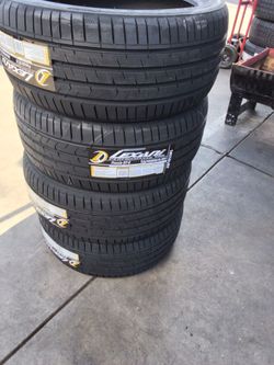 $350 cash Lexani Freccia GT-S 225/40ZR18 XL 95V Tires – Set of 4