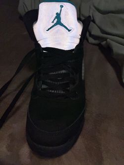 Jordan 5s aqua size 5.5 (CAN NEGOTIATE PRICE)