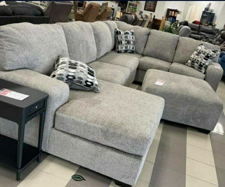 3 PIECES SECTIONAL COUCH SAME DAY DELIVERY Home & Garden