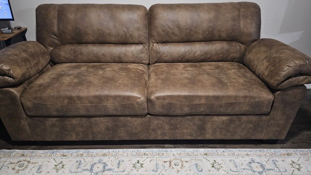 Give me an offer: Living room sofa