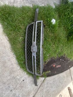 Silverado Chevy cat eye grill 2005/