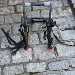 Single bicycle rack for your car