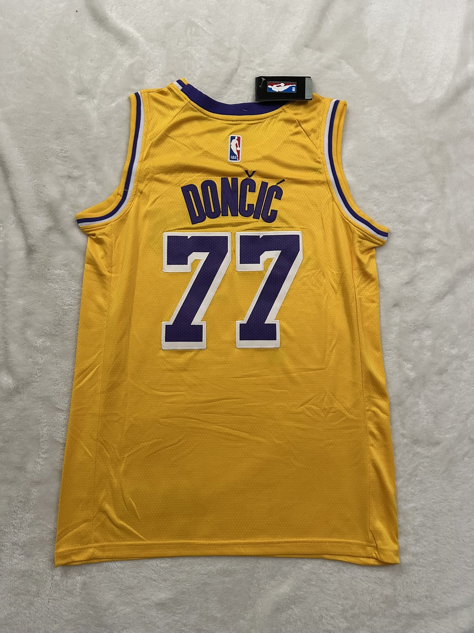 Small Luka Doncic Stitched Yellow Lakers Jersey #77