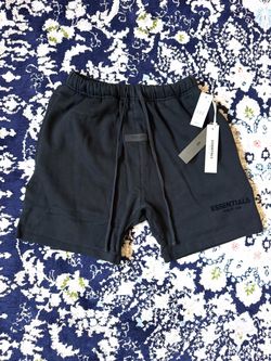Fear of God Essentials Black Shorts – Men’s Size S – Brand New