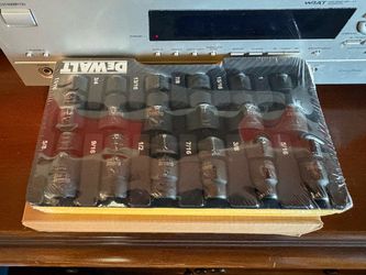 DEWALT DWMT45450 12pc SAE 3/8 in Drive Universal Impact Socket Set New in Box